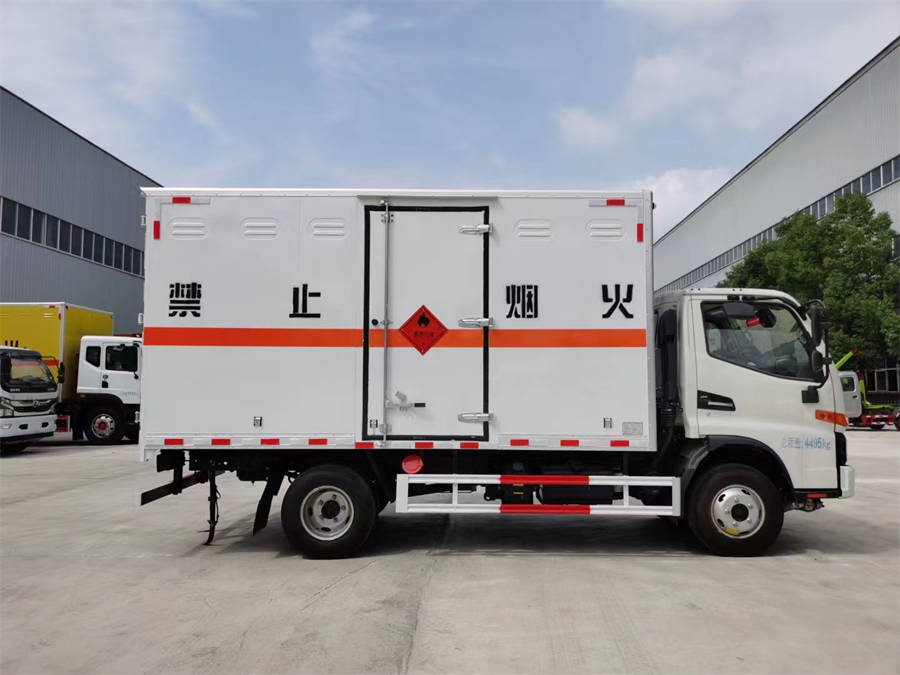 4米2江淮V5（蓝牌）易燃气体厢式运输车